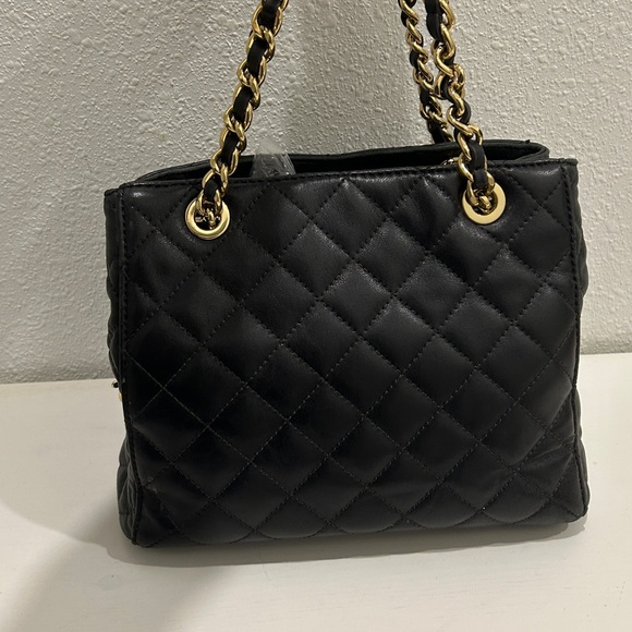 MICHAEL Kors black Quilted Leather Small Susannah Tote / Shoulder Bag - Picture 10 of 17